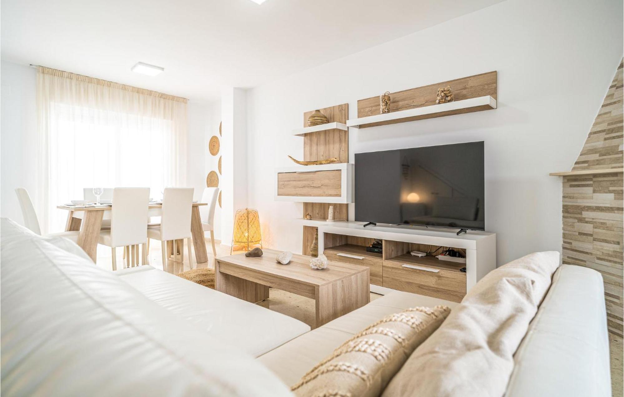Nice Home In Velez-Malaga With Wifi Exterior photo